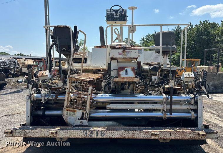 image for item NR9926 2004 Cedarapids  CR462 paver