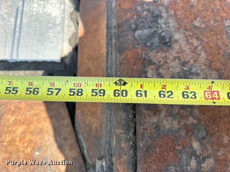 image for item NR9926 2004 Cedarapids  CR462 paver