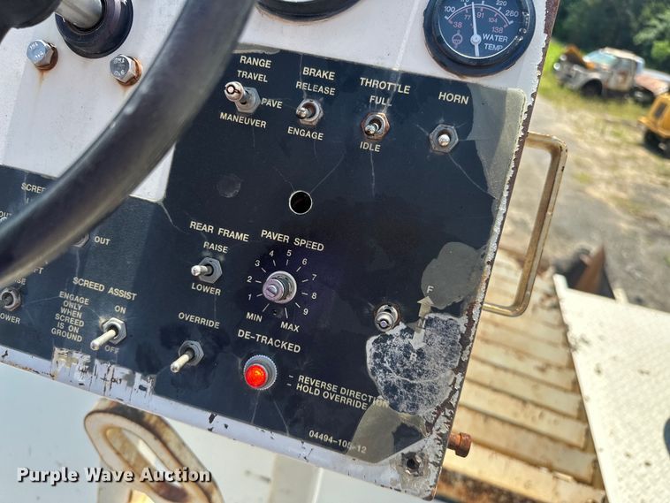 image for item NR9926 2004 Cedarapids  CR462 paver