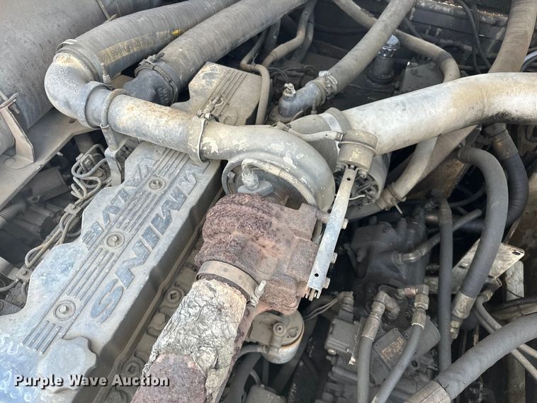 image for item NR9926 2004 Cedarapids  CR462 paver