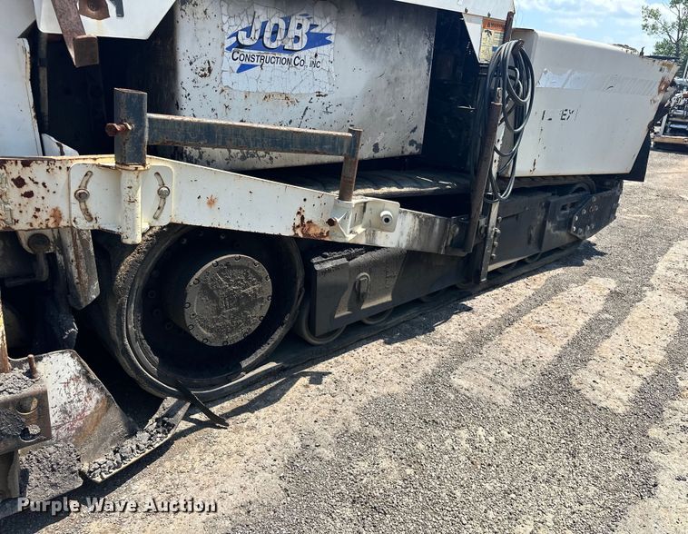 image for item NR9926 2004 Cedarapids  CR462 paver