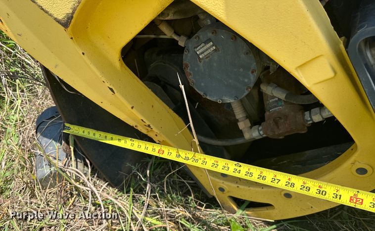 image for item NR9927 2006 Bomag BW190 AD-4 double drum vibratory roller