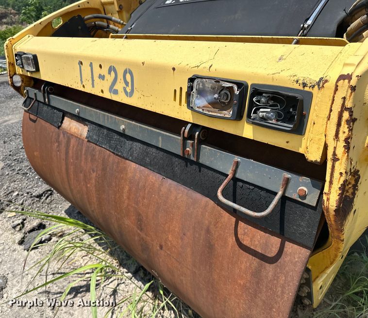 image for item NR9927 2006 Bomag BW190 AD-4 double drum vibratory roller