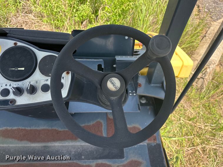 image for item NR9927 2006 Bomag BW190 AD-4 double drum vibratory roller