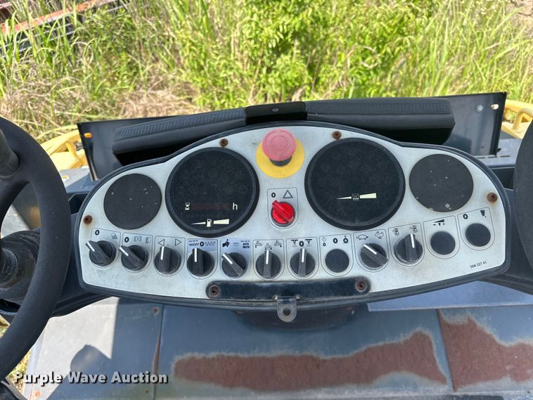 image for item NR9927 2006 Bomag BW190 AD-4 double drum vibratory roller