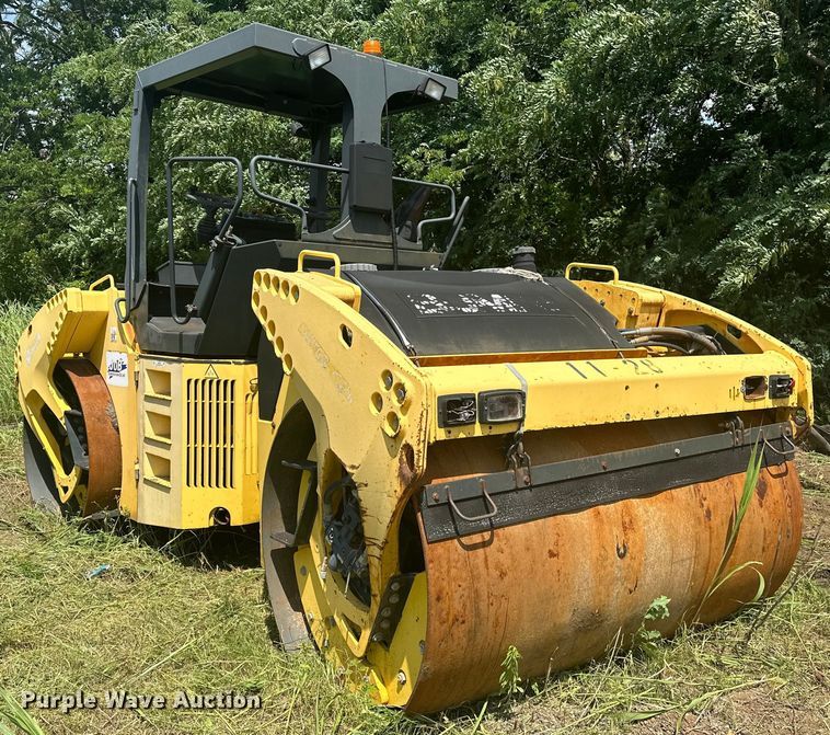image for item NR9928 2005 Bomag BW190 AD-4 double drum vibratory roller