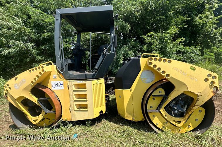 image for item NR9928 2005 Bomag BW190 AD-4 double drum vibratory roller