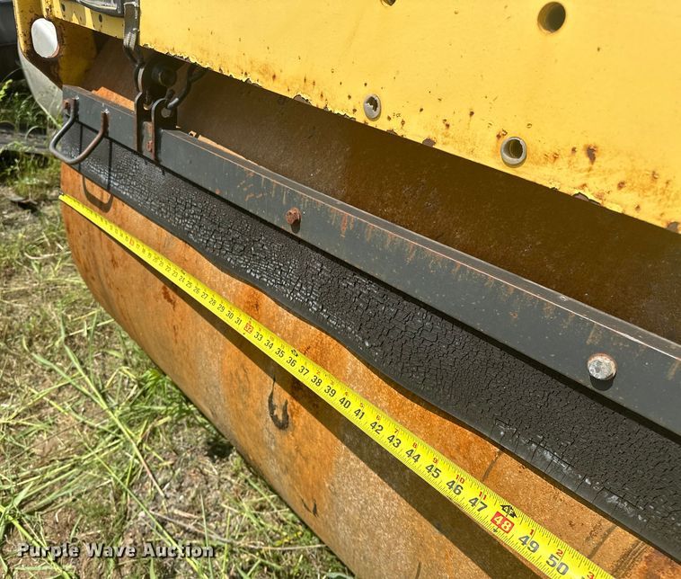 image for item NR9928 2005 Bomag BW190 AD-4 double drum vibratory roller