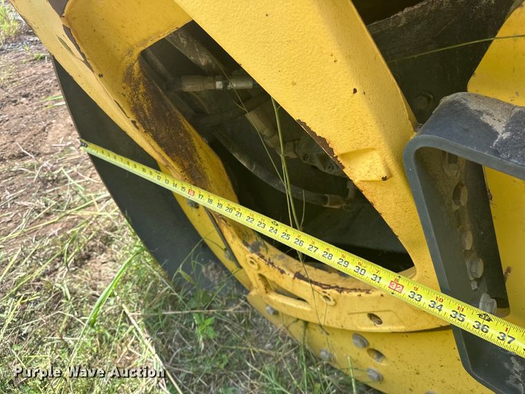 image for item NR9928 2005 Bomag BW190 AD-4 double drum vibratory roller
