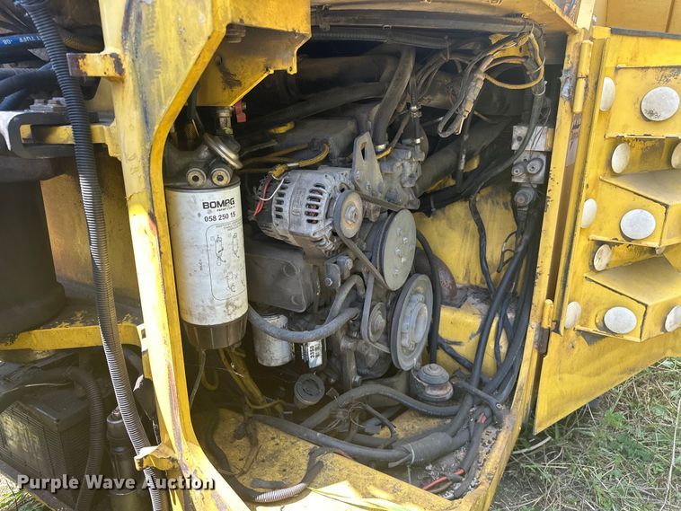 image for item NR9928 2005 Bomag BW190 AD-4 double drum vibratory roller