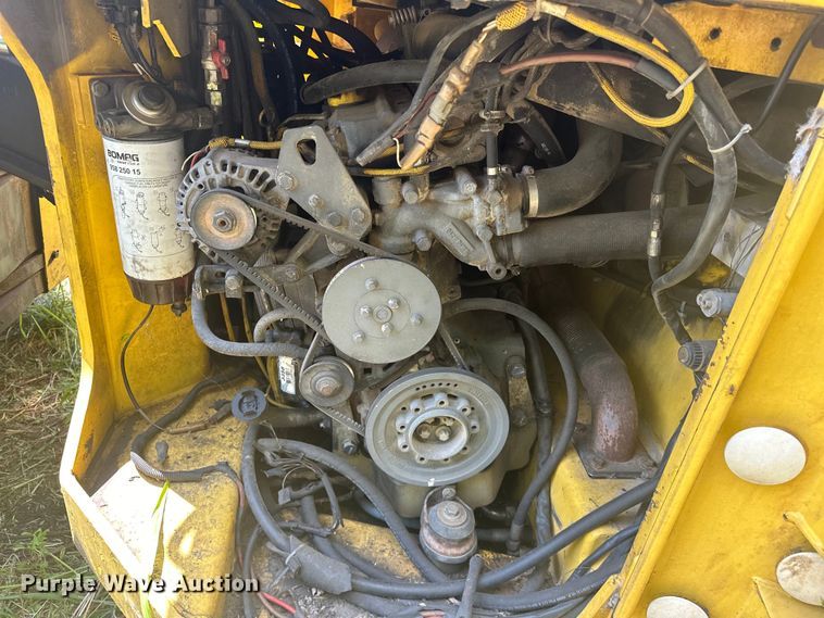 image for item NR9928 2005 Bomag BW190 AD-4 double drum vibratory roller