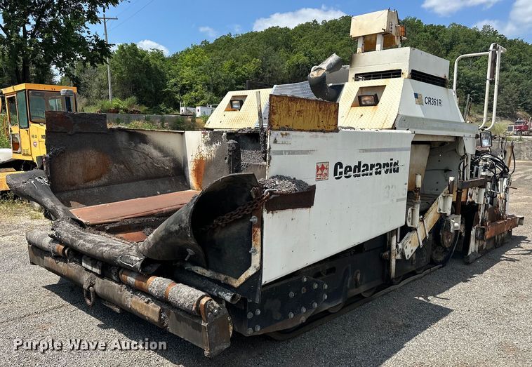 image for item NR9931 Cedarapids  CR361R paver