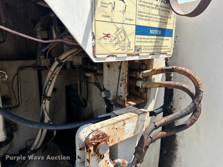 image for item NR9931 Cedarapids  CR361R paver