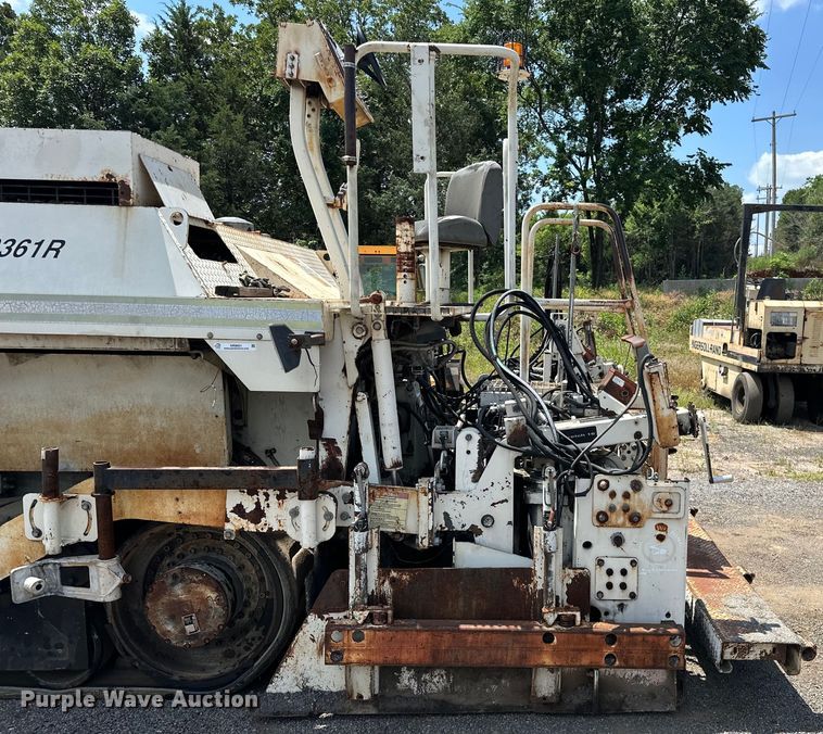 image for item NR9931 Cedarapids  CR361R paver
