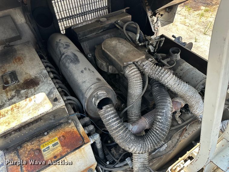 image for item NR9931 Cedarapids  CR361R paver