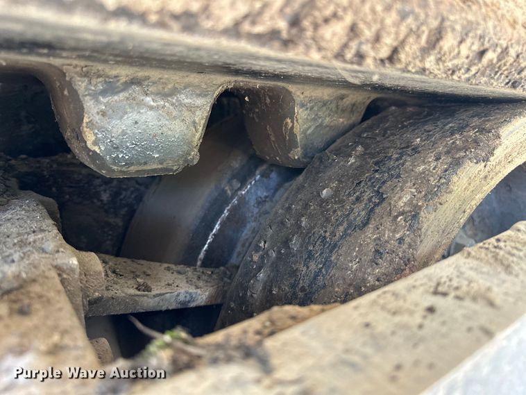 image for item NR9931 Cedarapids  CR361R paver