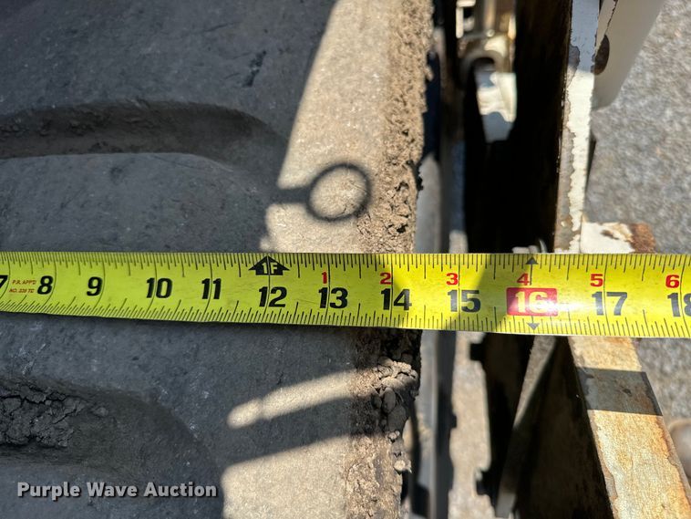 image for item NR9931 Cedarapids  CR361R paver