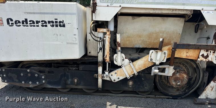 image for item NR9931 Cedarapids  CR361R paver