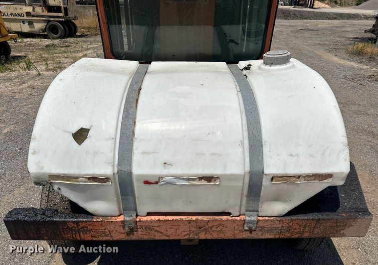 image for item NR9932 Broce  RC350 broom