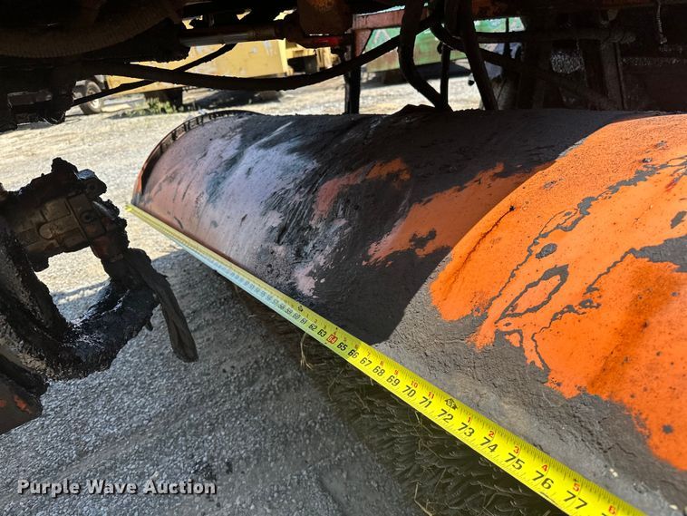 image for item NR9932 Broce  RC350 broom