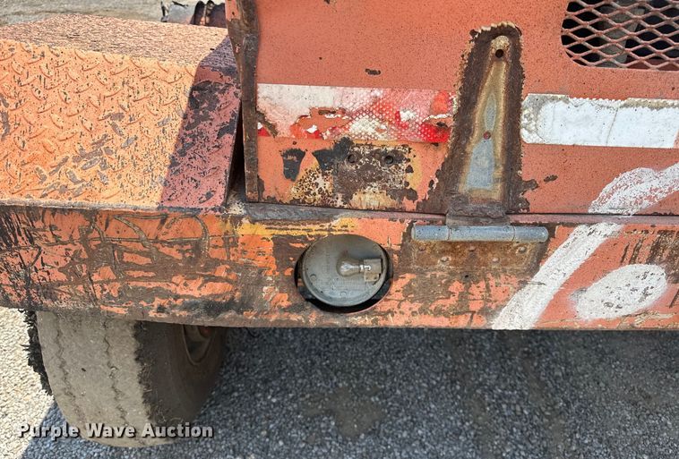 image for item NR9932 Broce  RC350 broom