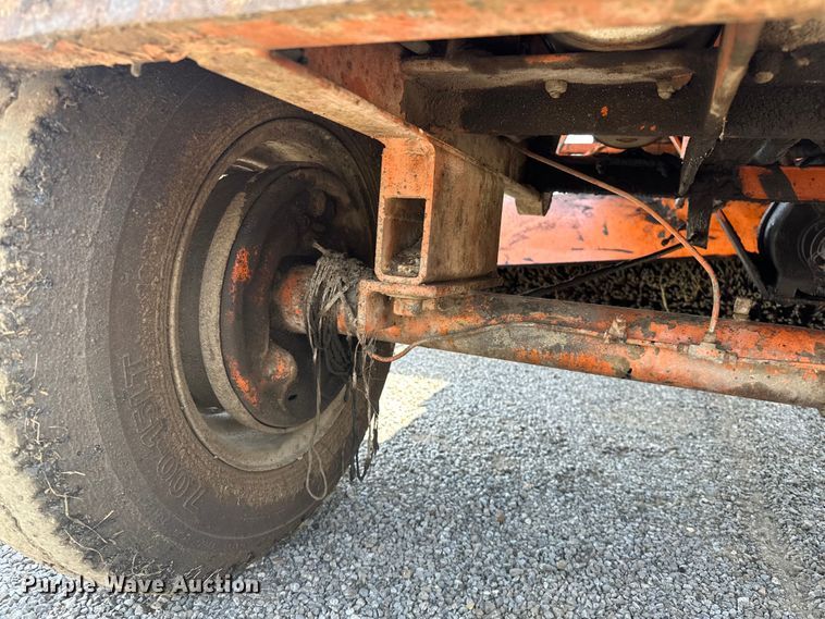 image for item NR9932 Broce  RC350 broom