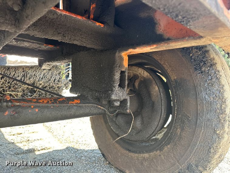 image for item NR9932 Broce  RC350 broom