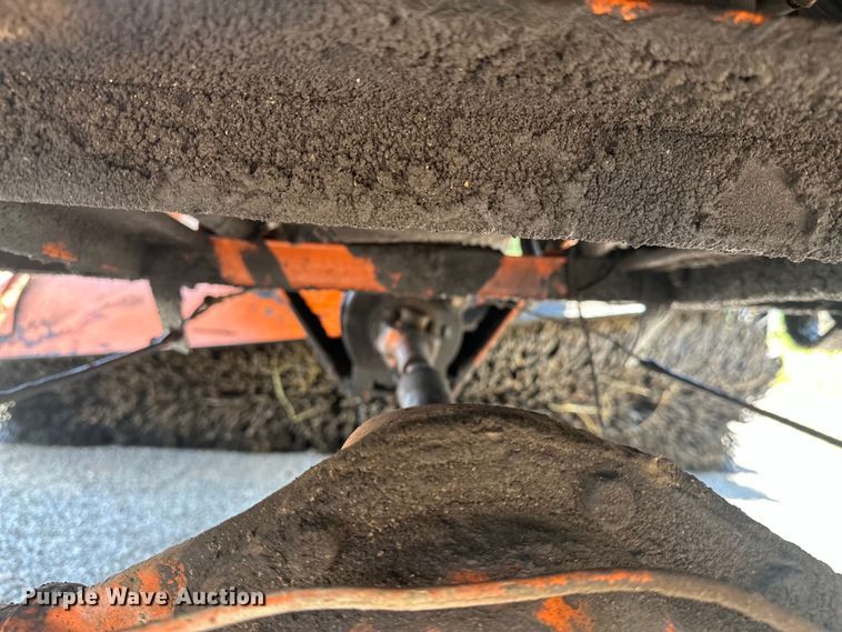 image for item NR9932 Broce  RC350 broom