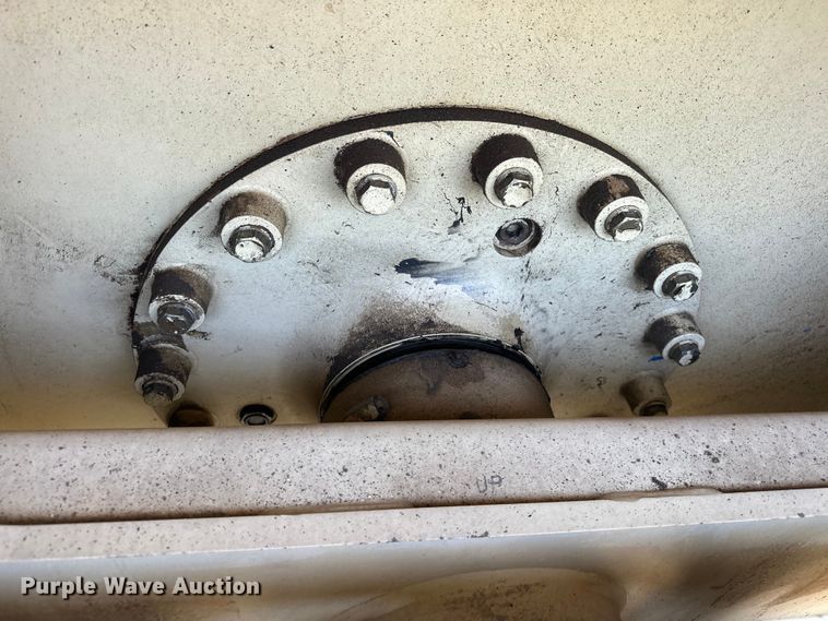 image for item NR9933 2006 Ingersoll Rand DD138 HFA double drum vibratory roller