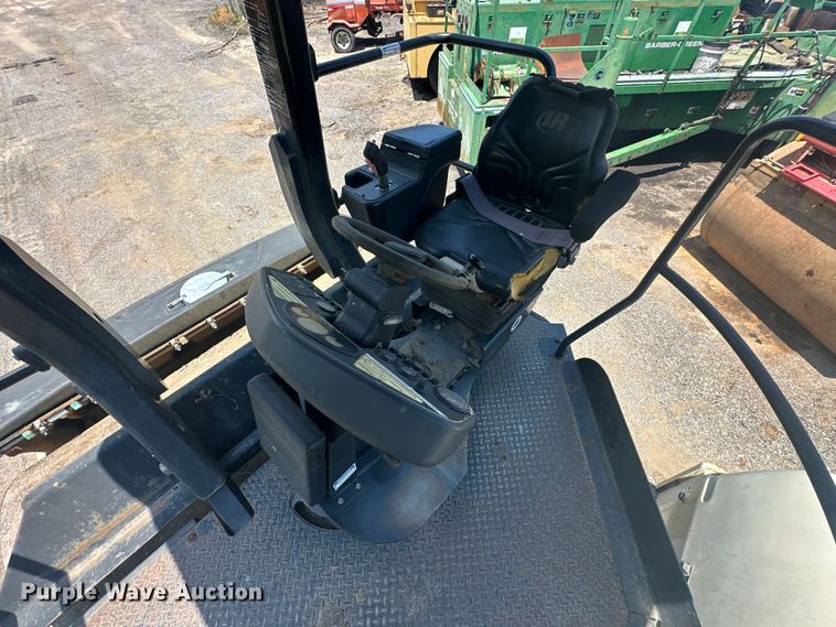 image for item NR9933 2006 Ingersoll Rand DD138 HFA double drum vibratory roller