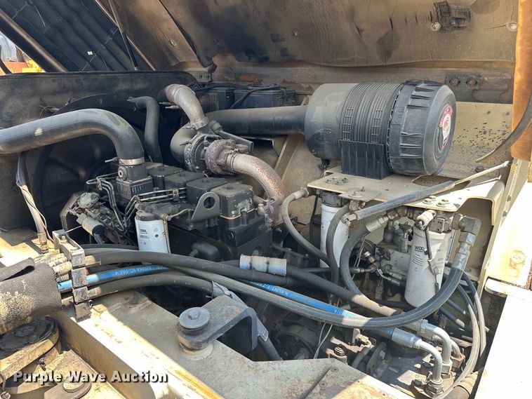 image for item NR9933 2006 Ingersoll Rand DD138 HFA double drum vibratory roller