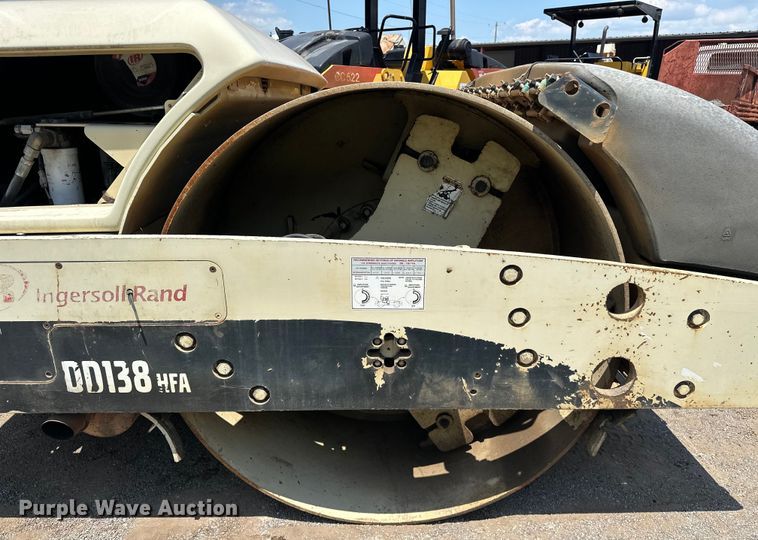 image for item NR9933 2006 Ingersoll Rand DD138 HFA double drum vibratory roller
