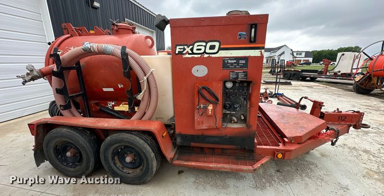image for item NR9943 2007 Ditch Witch  FX60 vacuum excavator
