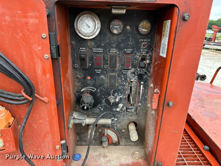 image for item NR9943 2007 Ditch Witch  FX60 vacuum excavator