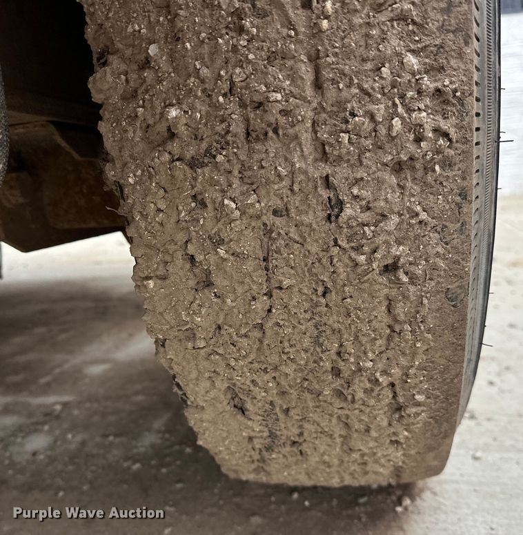 image for item NR9943 2007 Ditch Witch  FX60 vacuum excavator