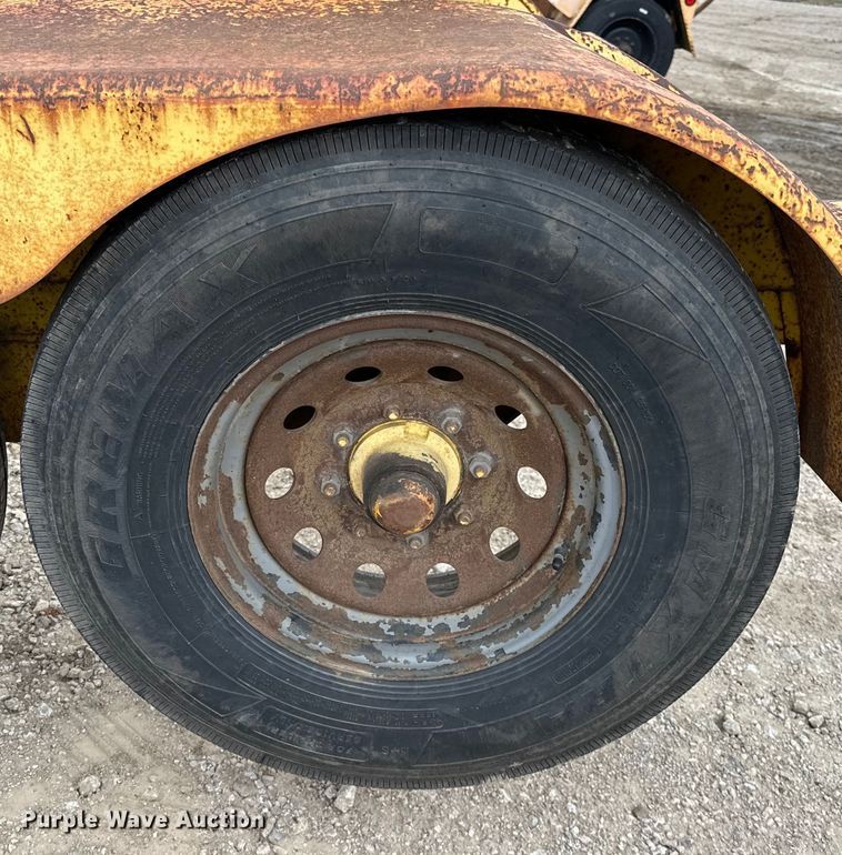 image for item NR9944 Reel trailer