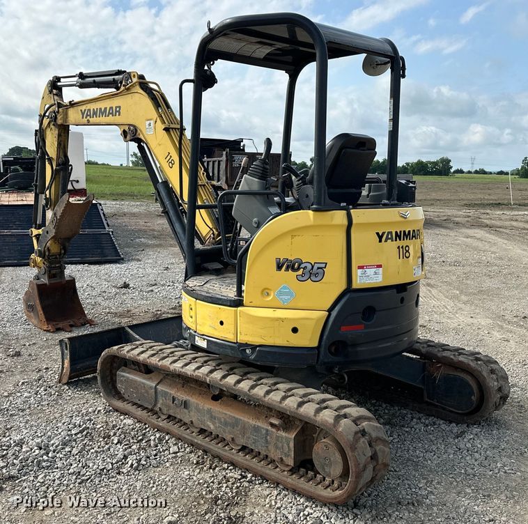 image for item NR9947 2018 Yanmar VIO35-6A mini excavator