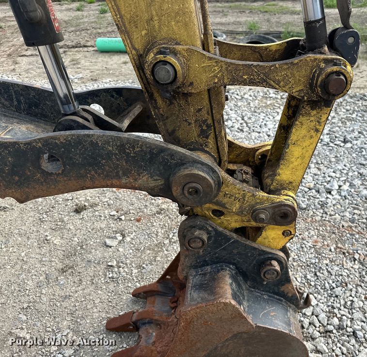 image for item NR9947 2018 Yanmar VIO35-6A mini excavator