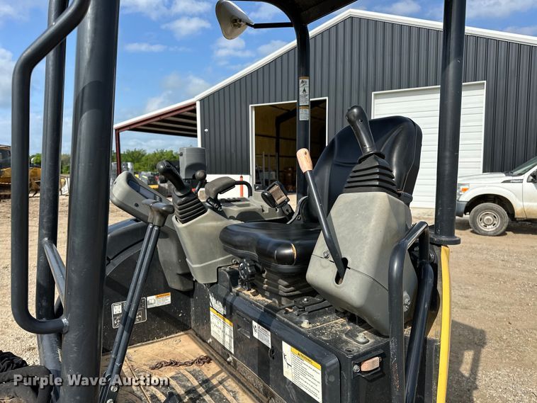 image for item NR9947 2018 Yanmar VIO35-6A mini excavator