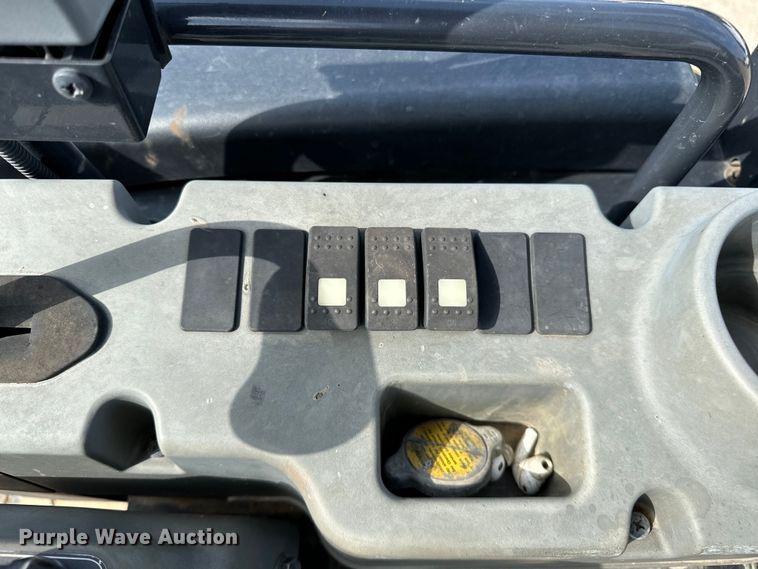 image for item NR9947 2018 Yanmar VIO35-6A mini excavator