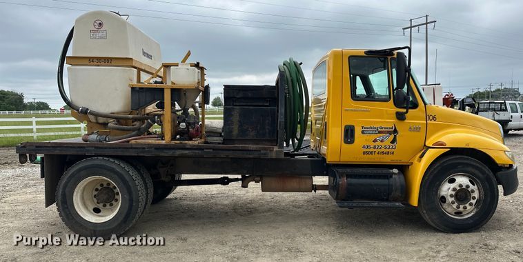 image for item NR9950 2007 International  4300 SBA flatbed truck