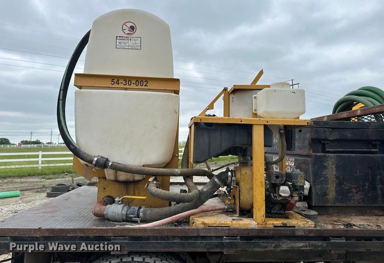 image for item NR9950 2007 International  4300 SBA flatbed truck