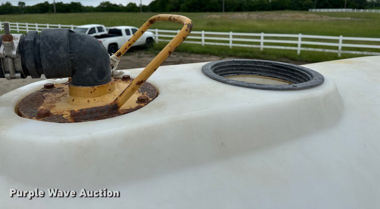 image for item NR9950 2007 International  4300 SBA flatbed truck