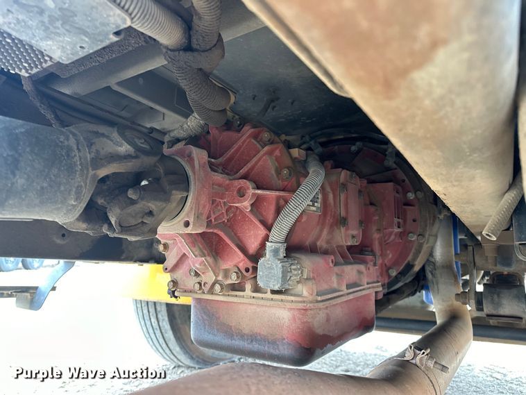 image for item NR9950 2007 International  4300 SBA flatbed truck