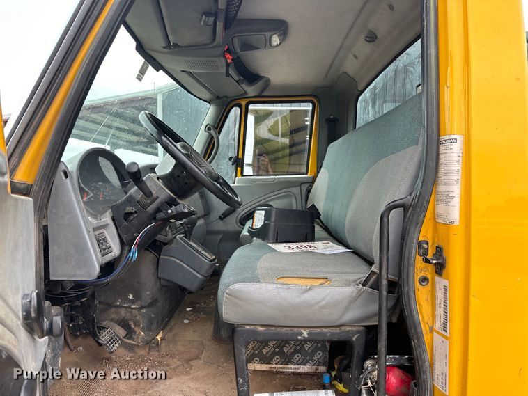 image for item NR9950 2007 International  4300 SBA flatbed truck