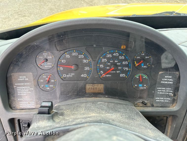 image for item NR9950 2007 International  4300 SBA flatbed truck