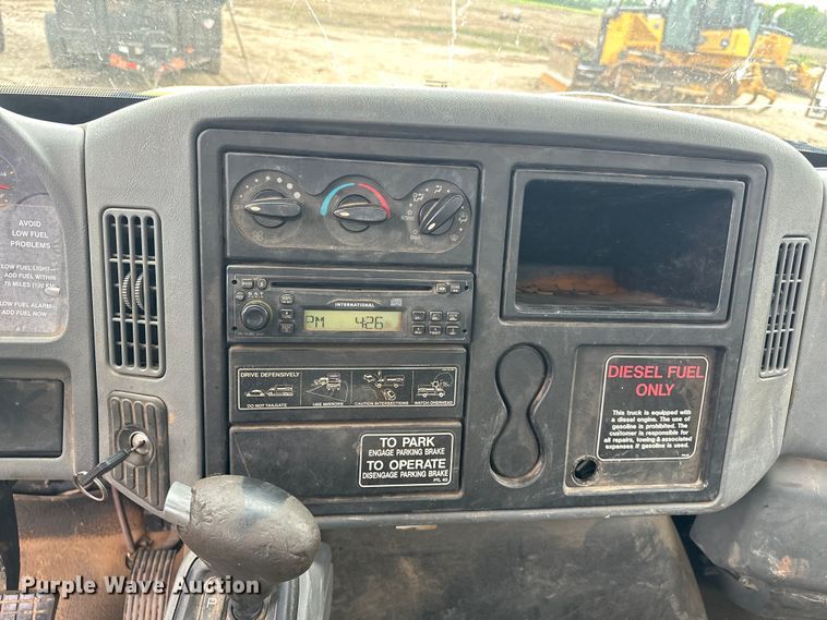 image for item NR9950 2007 International  4300 SBA flatbed truck