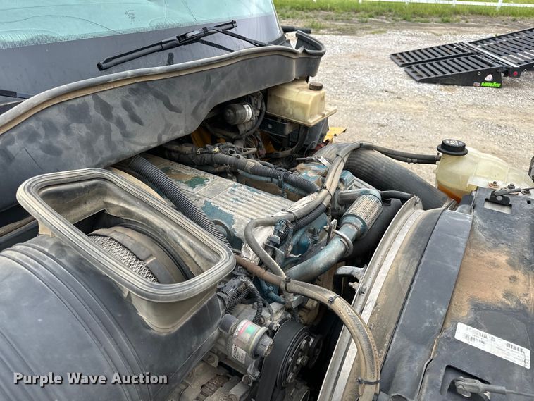 image for item NR9950 2007 International  4300 SBA flatbed truck