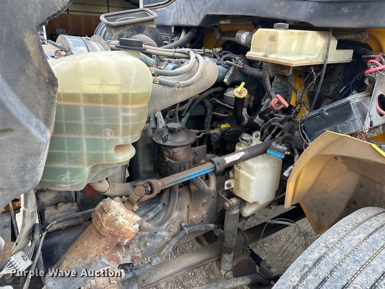 image for item NR9950 2007 International  4300 SBA flatbed truck