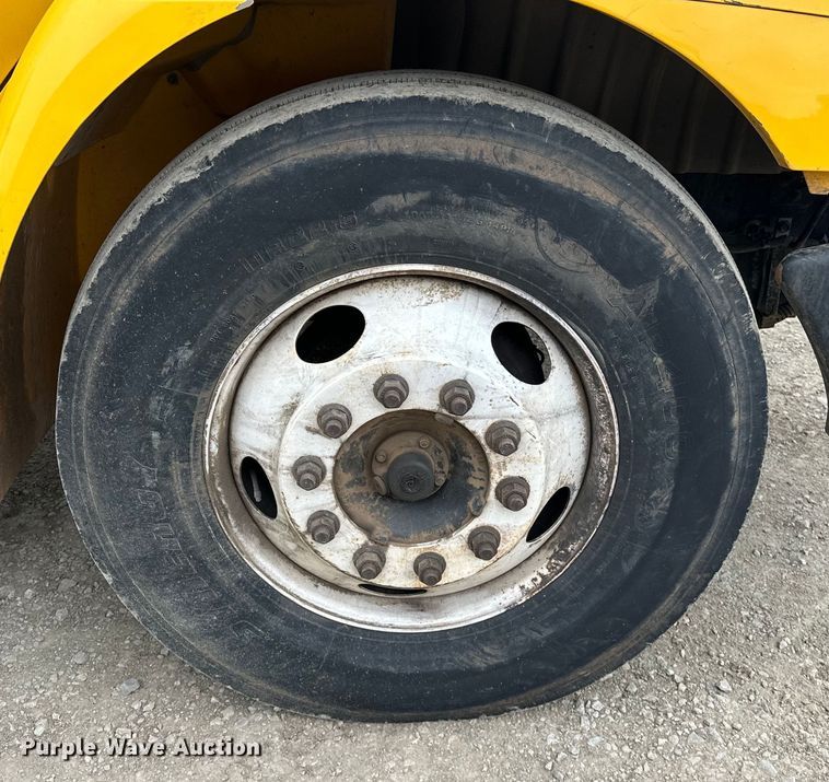 image for item NR9950 2007 International  4300 SBA flatbed truck